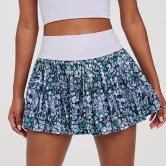 Offline by Aerie | All Aces Tennis Mini Skort in Lavender Color | Size XS - Picture 1 of 9